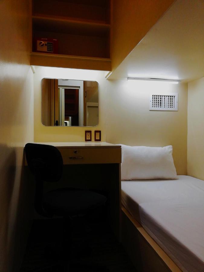 Subic Bay Hostel Olongapo City Exteriör bild